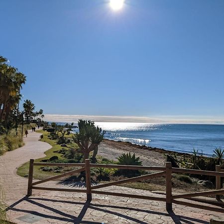 Seaside View Apartment Estepona Bagian luar foto