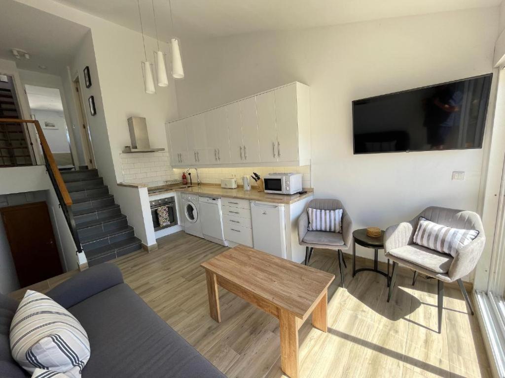 Seaside View Apartment Estepona Bagian luar foto
