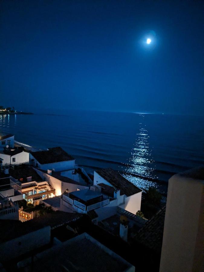 Seaside View Apartment Estepona Bagian luar foto