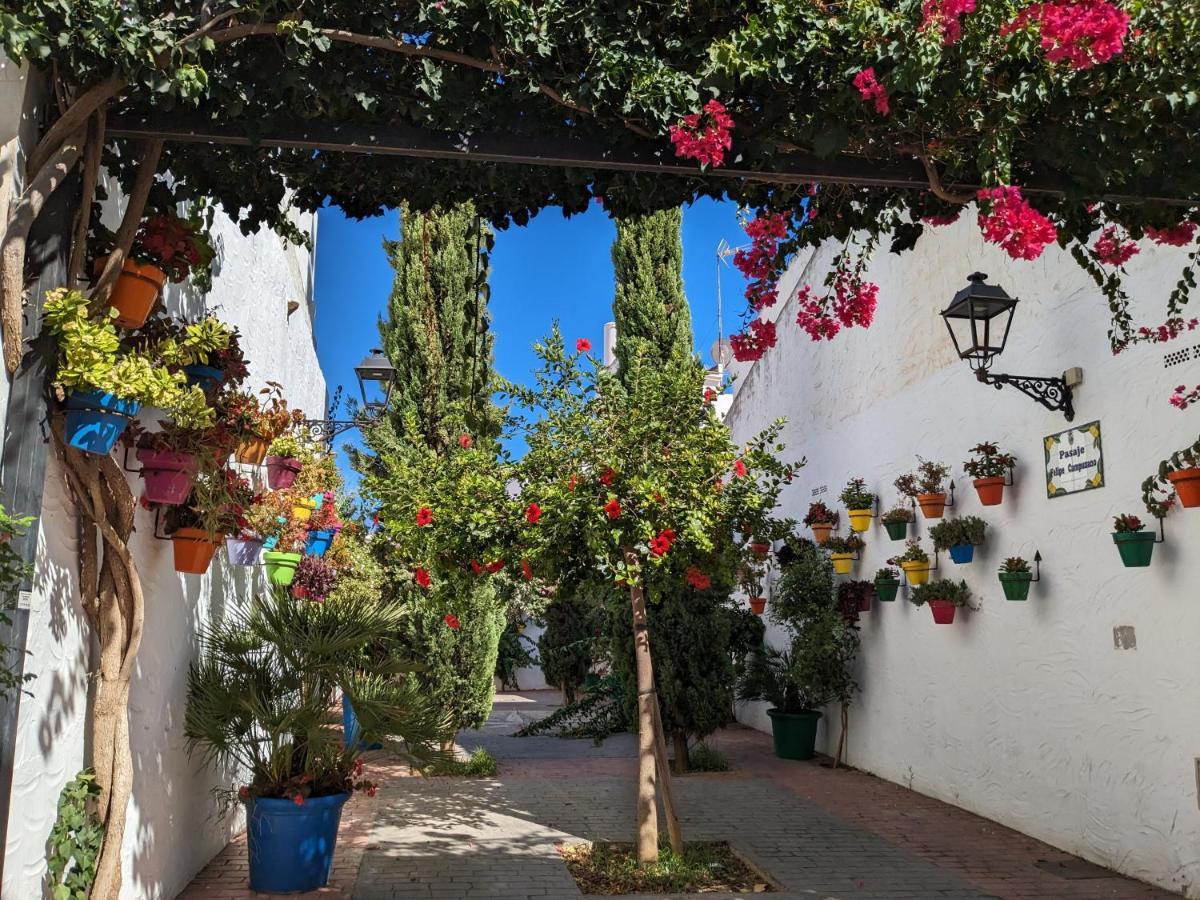 Seaside View Apartment Estepona Bagian luar foto